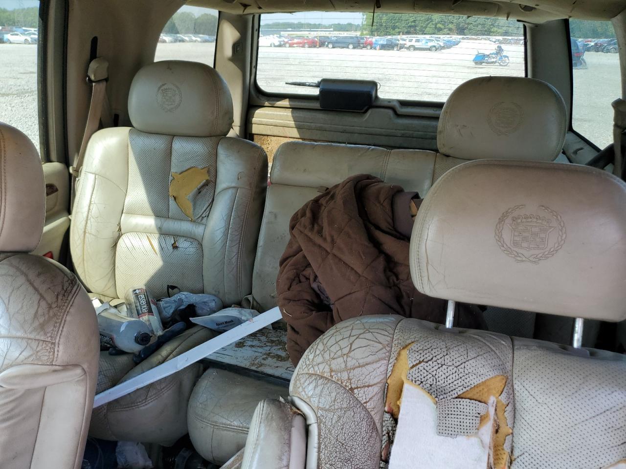 2000 Cadillac Escalade Luxury