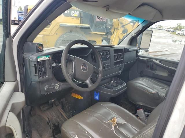 2008 GMC Savana Cutaway G3500
