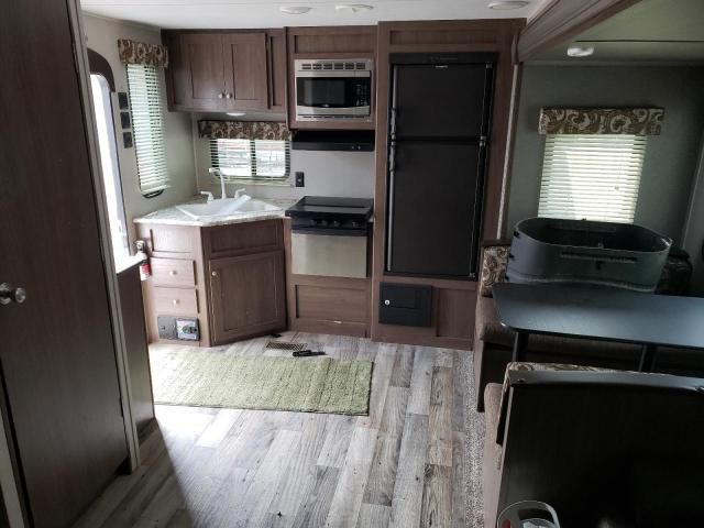 2019 Keystone Hideout-RVS Camper