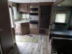 2019 Keystone Hideout-RVS Camper