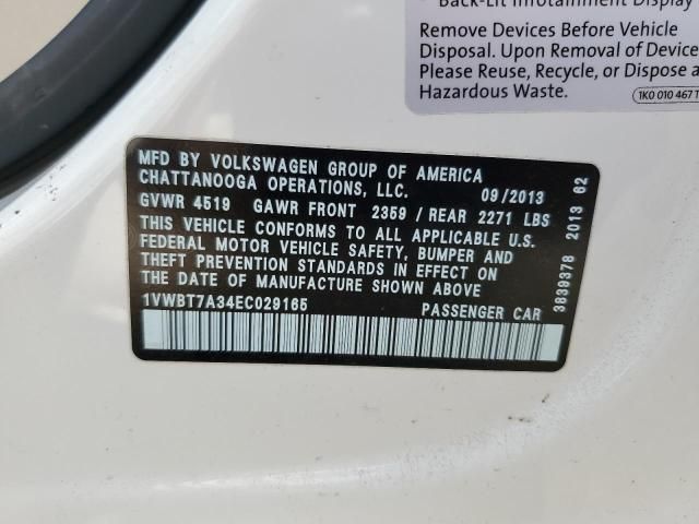 2014 Volkswagen Passat SE