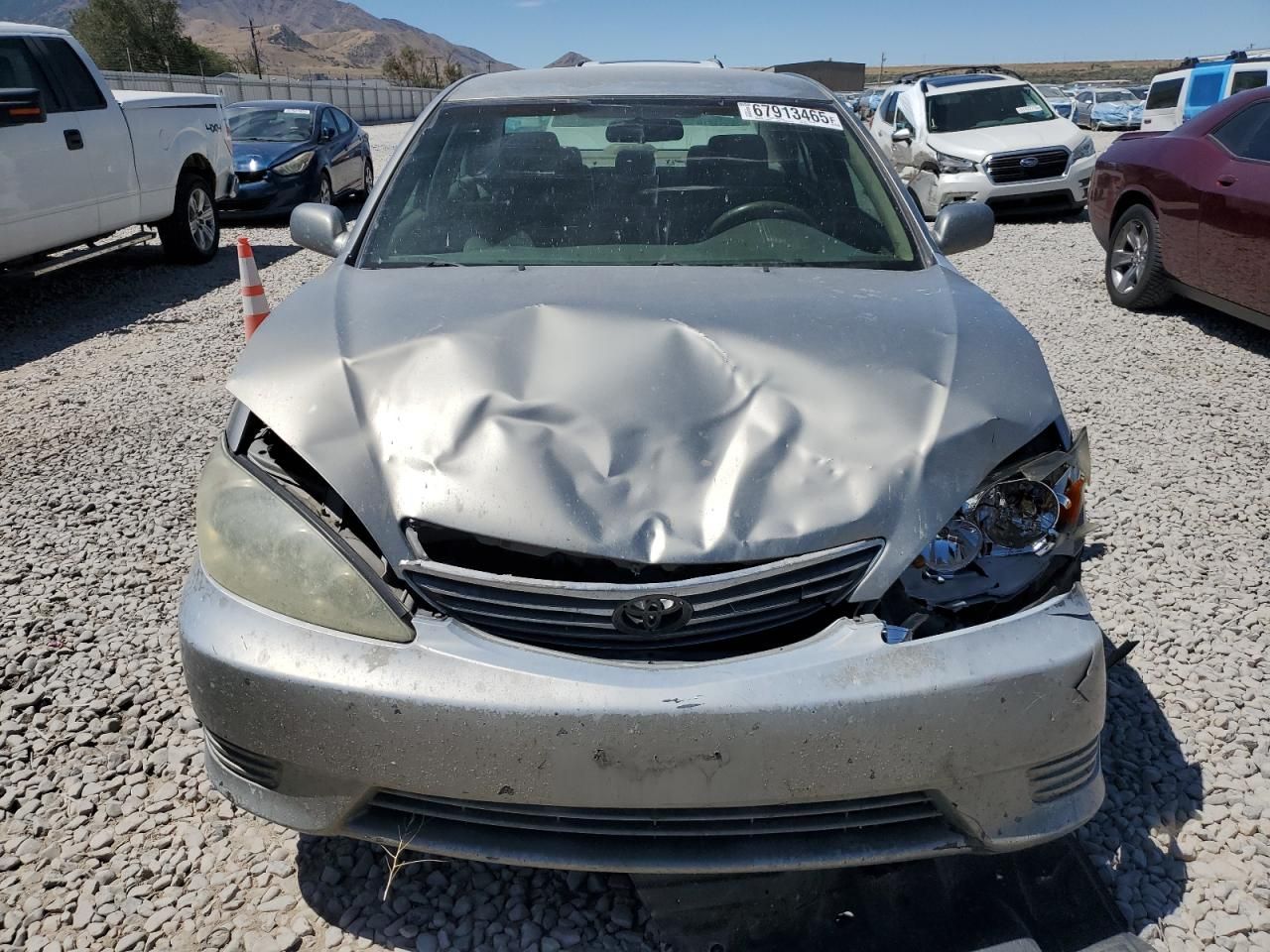 2005 Toyota Camry le