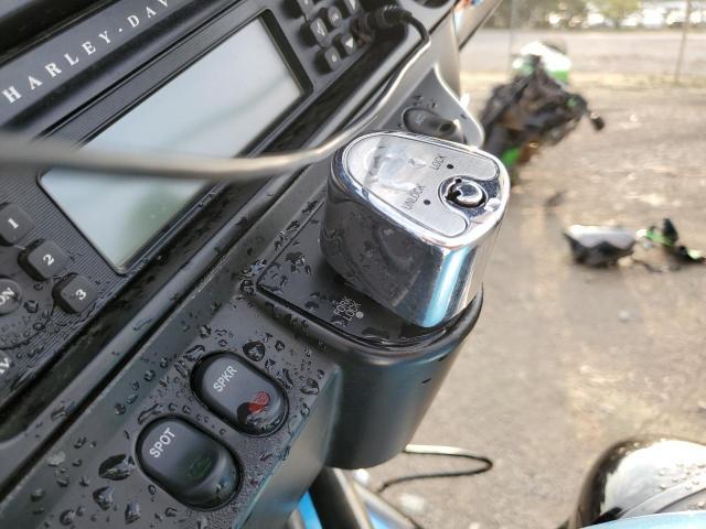 2011 Harley-Davidson Flhtk