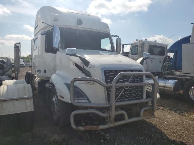 2018 Volvo VNL Semi Truck