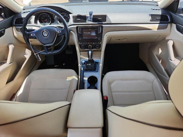 2017 Volkswagen Passat SE