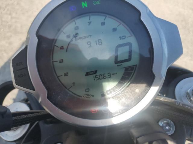 2024 Cf Moto 700 CL-X