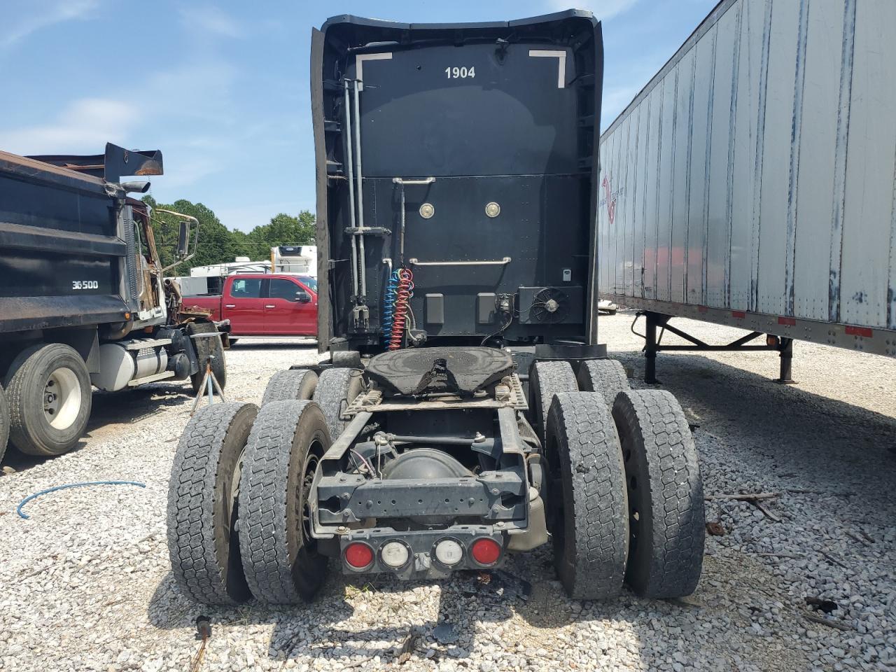 2019 Kenworth T680 Semi Truck