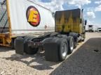 2013 Peterbilt 386 Semi Truck