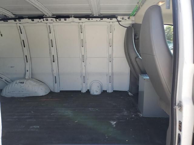 2014 Chevrolet Express G2500