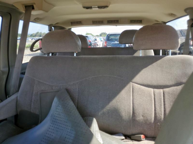 2001 Chevrolet Astro