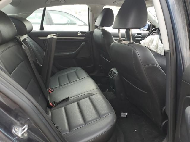 2010 Volkswagen Jetta Limited