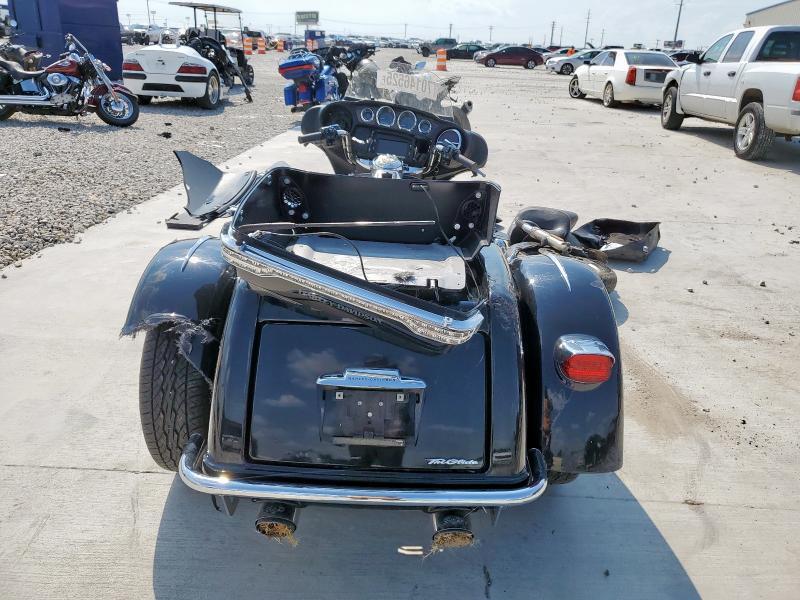 2014 Harley-Davidson Flhtcutg tri Glide Ultra