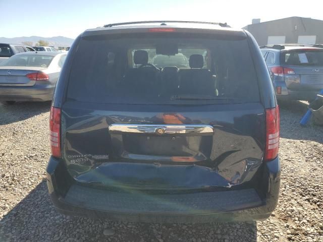 2008 Chrysler Town & Country Touring