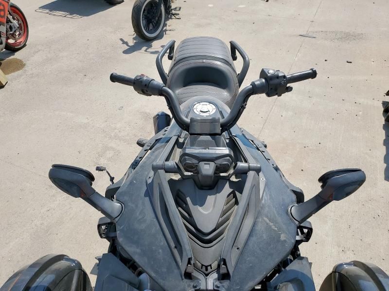 2022 Can-Am Spyder Roadster F3-S