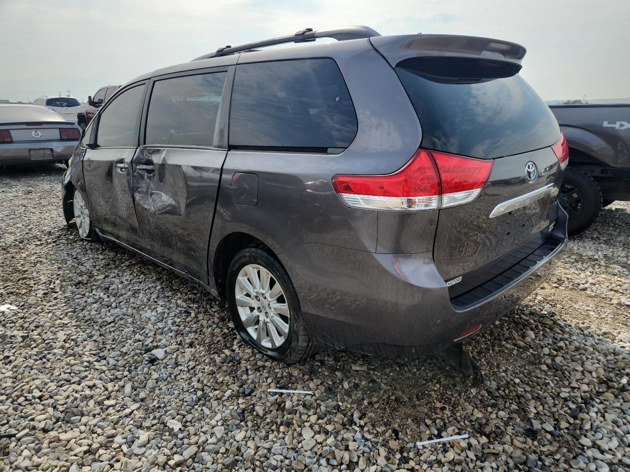 2011 Toyota Sienna xle