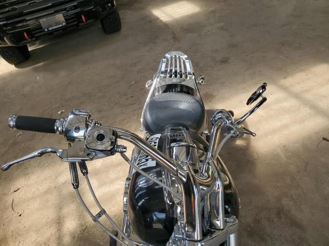 2008 Harley-Davidson Fxcwc
