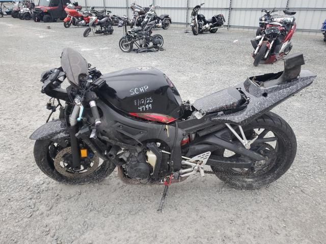 2003 Yamaha YZFR6 L