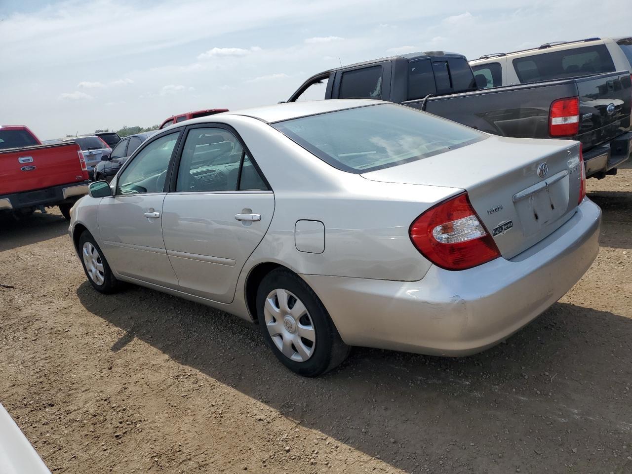2003 Toyota Camry le