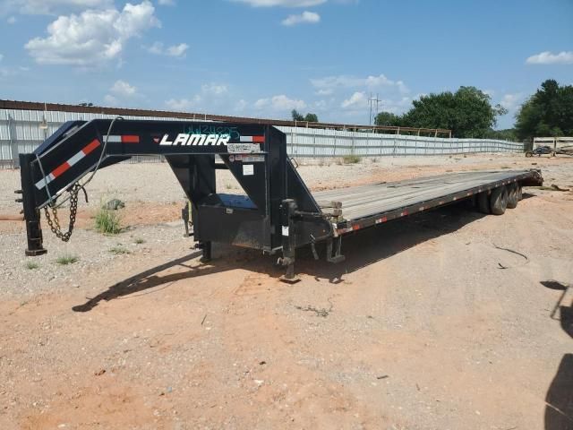 2019 Lamar FD024028 Equipment Trailer