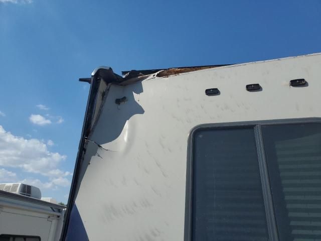 2015 Heartland 3125BH-RVS Camper