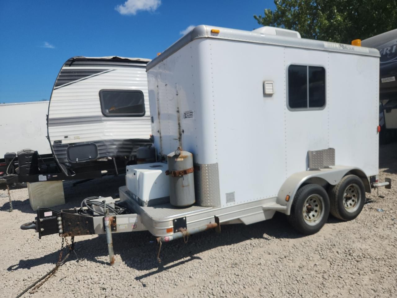 2007 Featherlite Mfg Inc 2007 Featherlite Fiber Optic Spicling Trailer