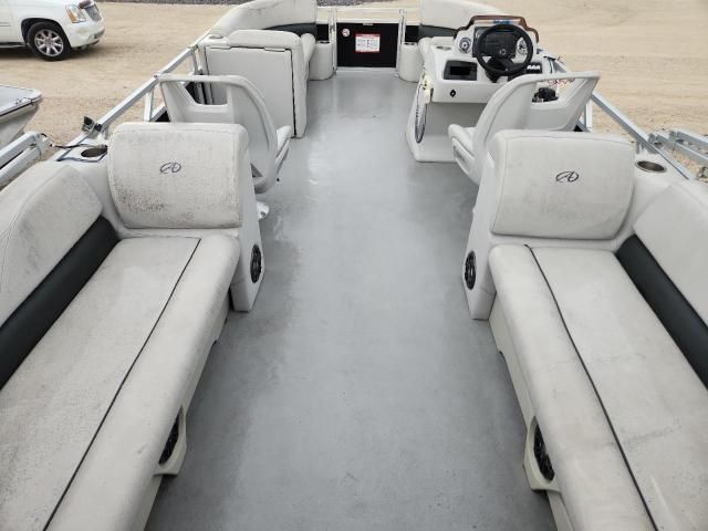 2022 Avalon Boat