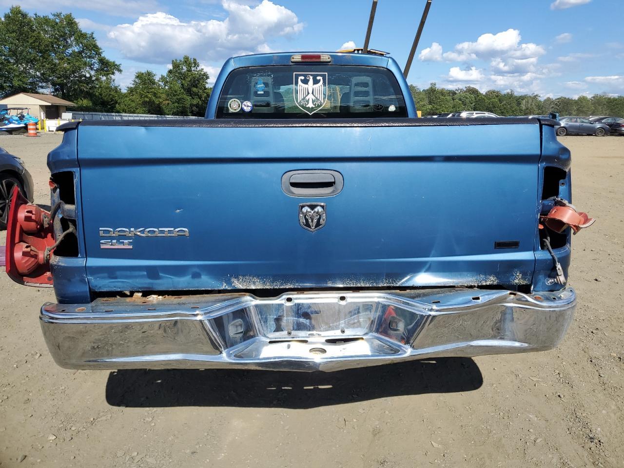 2005 Dodge Dakota slt