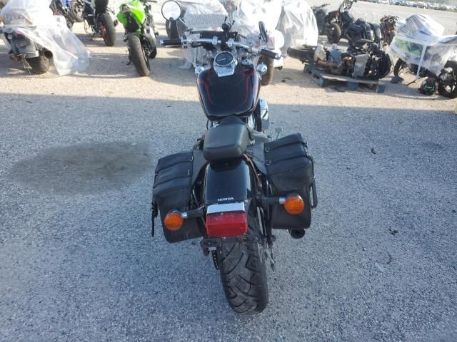 2005 Honda VT750 DC