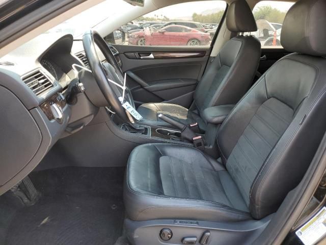 2014 Volkswagen Passat SEL