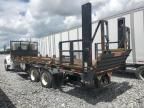 2015 Peterbilt 348 Flatbed Truck