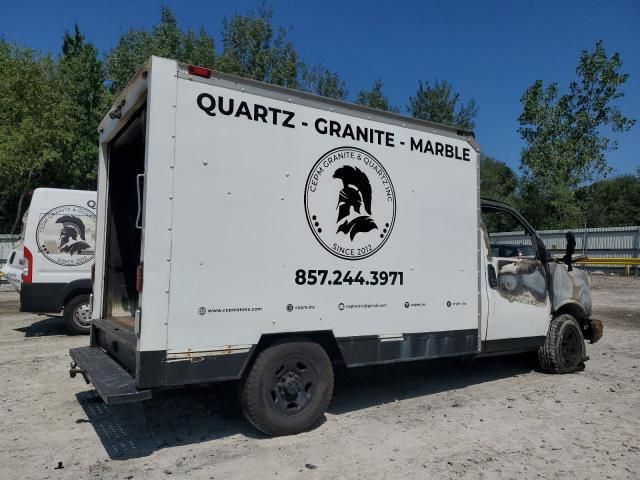 2004 GMC Savana Cutaway G3500