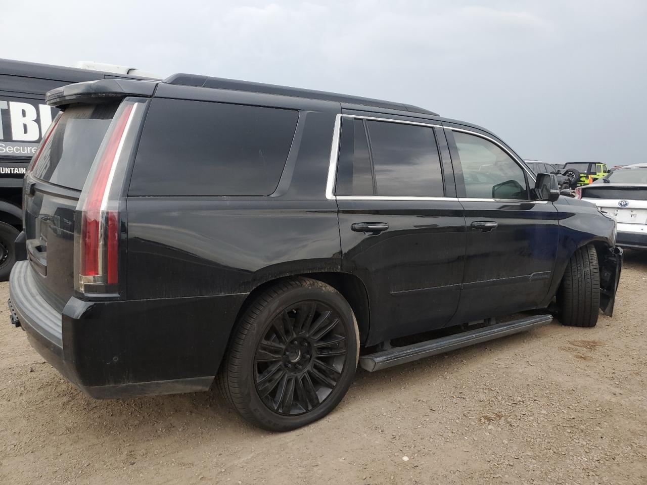 2017 Cadillac Escalade Platinum