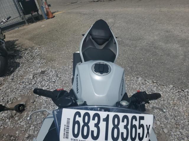 2025 Kawasaki EX500 H