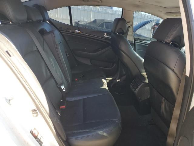 2016 KIA Cadenza Luxury