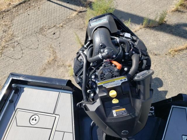 2021 Crestliner Boat