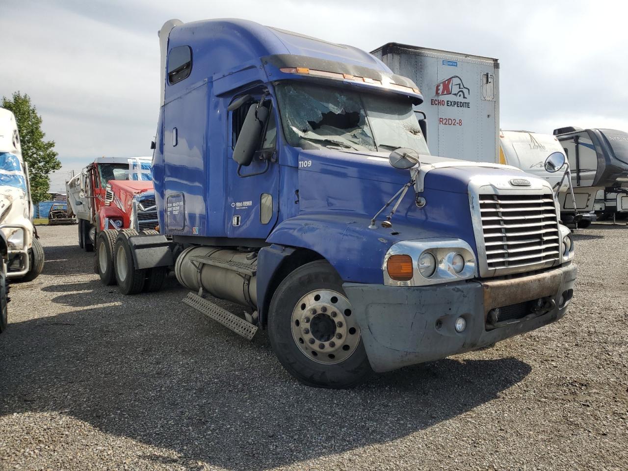 2007 Freightliner Convention-Trucks
