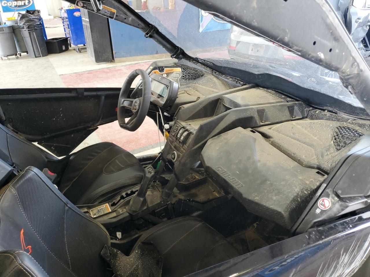 2025 Can-Am Maverick X3 X DS Turbo RR
