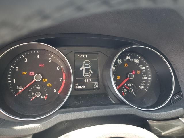 2016 Volkswagen Passat SE