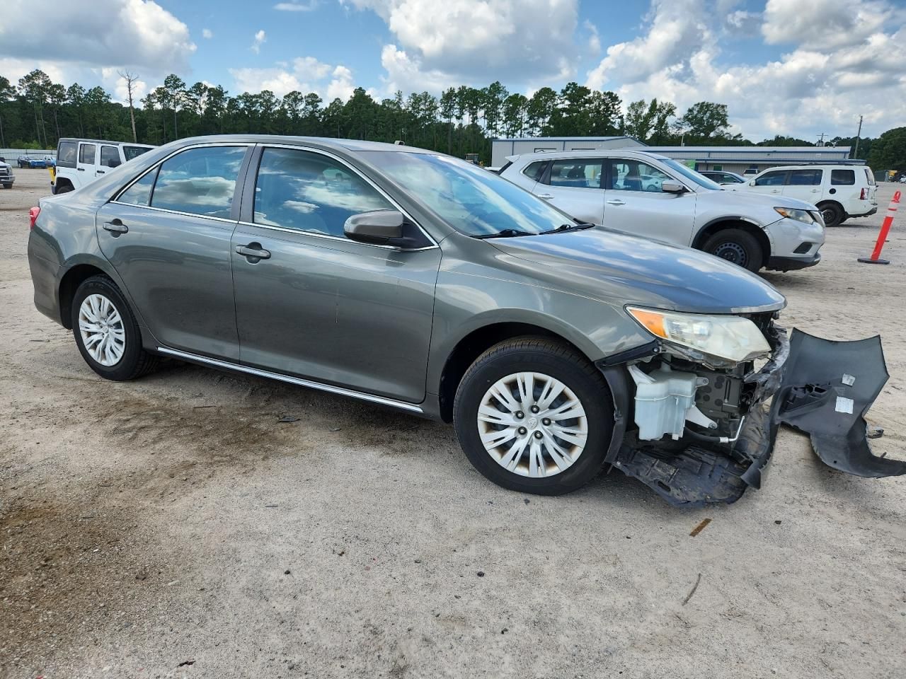 2014 Toyota Camry l