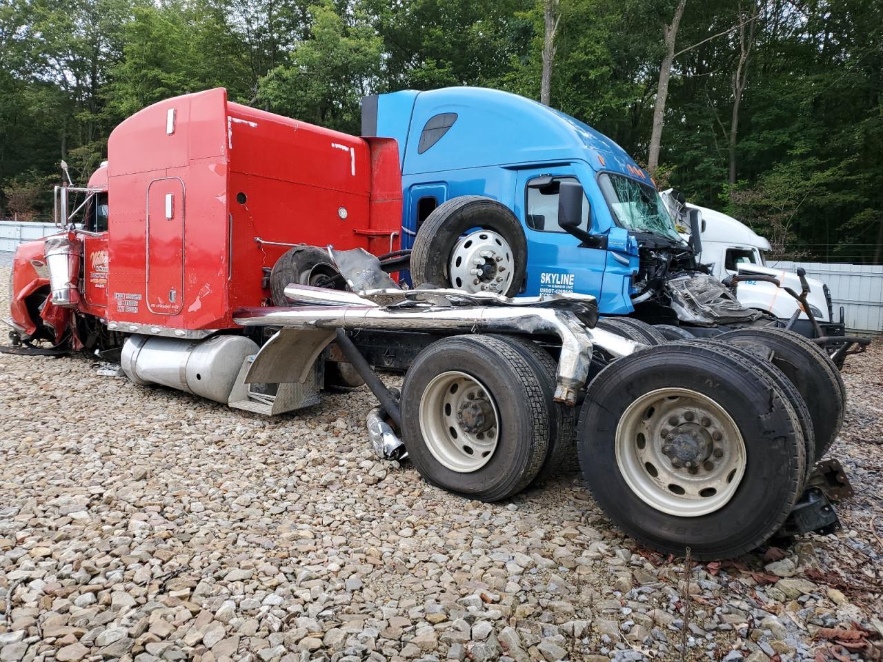 2003 Peterbilt 379 Semi Truck