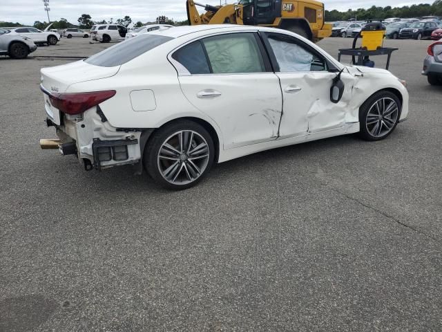 2015 Infiniti Q50 Base