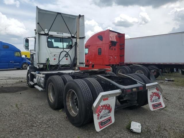 2018 Mack CXU613 Semi Truck