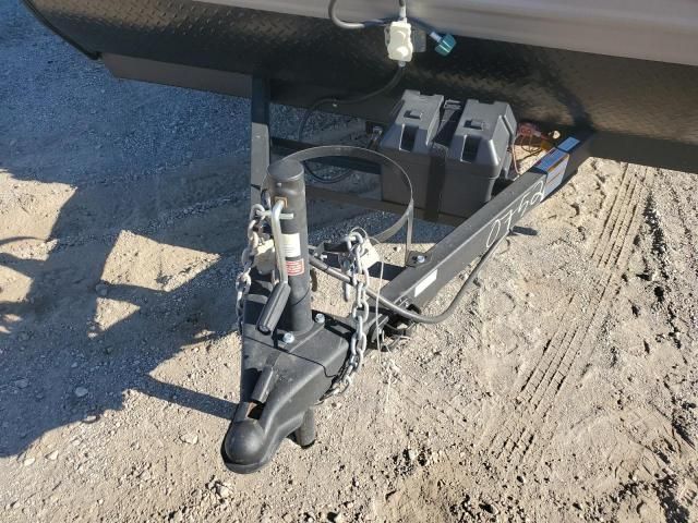 2024 Coleman Lantern LT