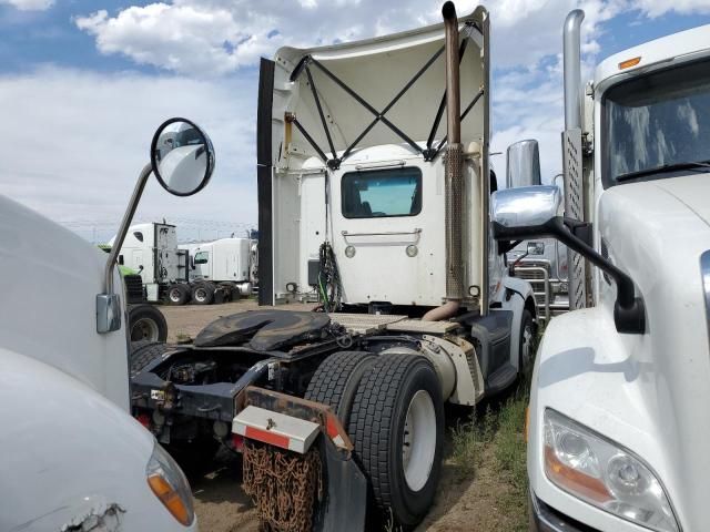 2017 Peterbilt Tractor 2017 Peterbilt 579 Semi Truck