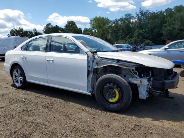 2014 Volkswagen Passat SE