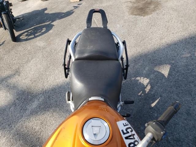 2013 Moto Guzzi Stelvio 1200