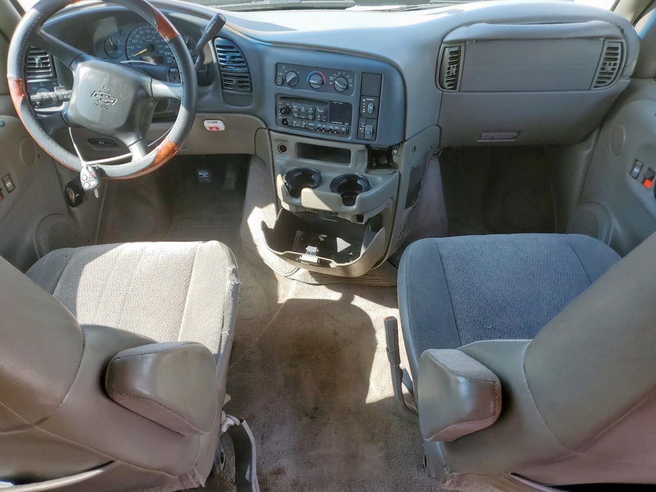 2001 Chevrolet Astro