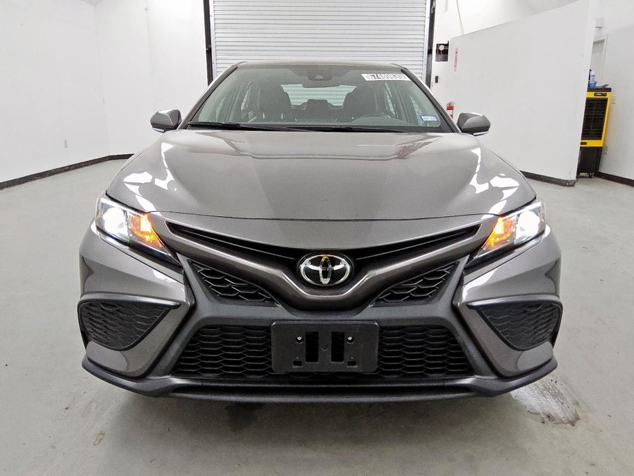 2023 Toyota Camry se Night Shade