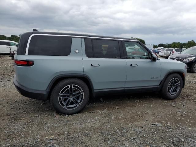 2025 Rivian R1S Adventure