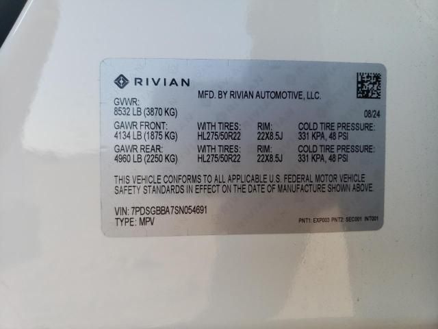 2025 Rivian R1S Adventure